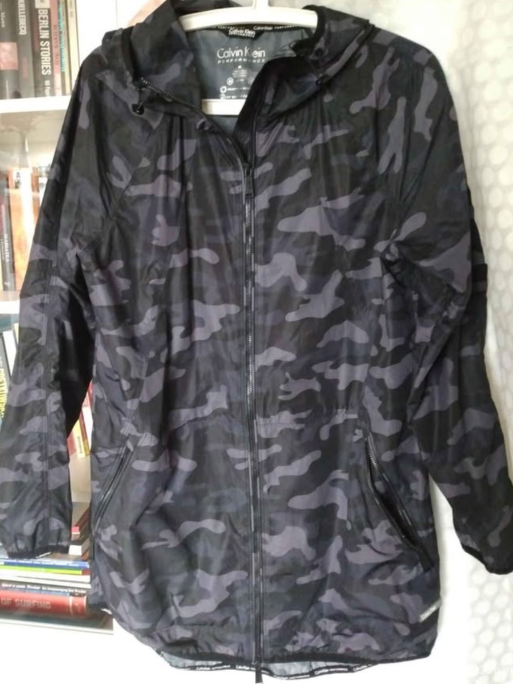 Women's Calvin Klein camouflage windbreaker - Medium